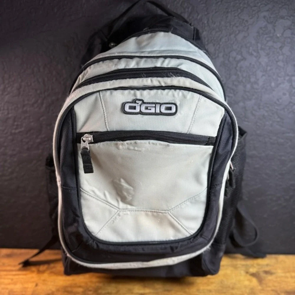 OGIO Metro‎ Grey Black Nylon Padded Laptop Backpack Mens Womens OS